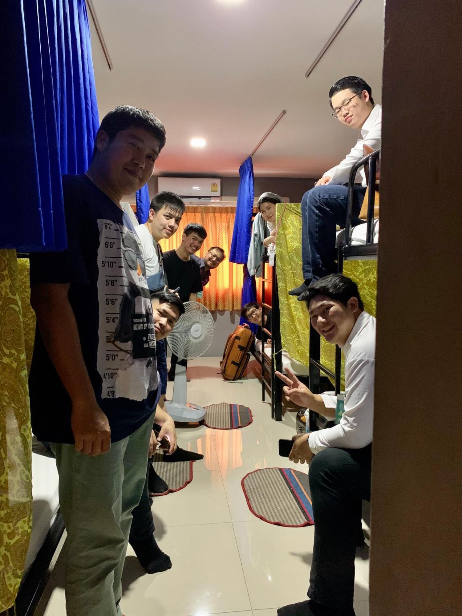 Doze Hostel Chiang Mai Eksteriør billede